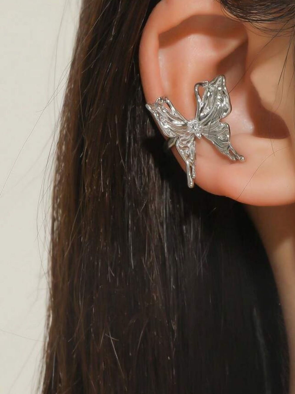 Butterfly Ear Cuff N2236